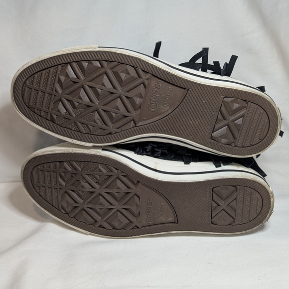 Converse High Top Chuck Taylor Fringe Black Suede Women Sz 8 - Picture 5 of 8